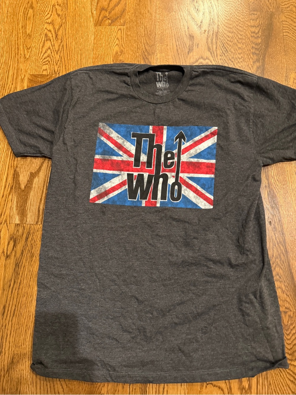 The Who Short Sleeve Graphic Tee in Charcoal